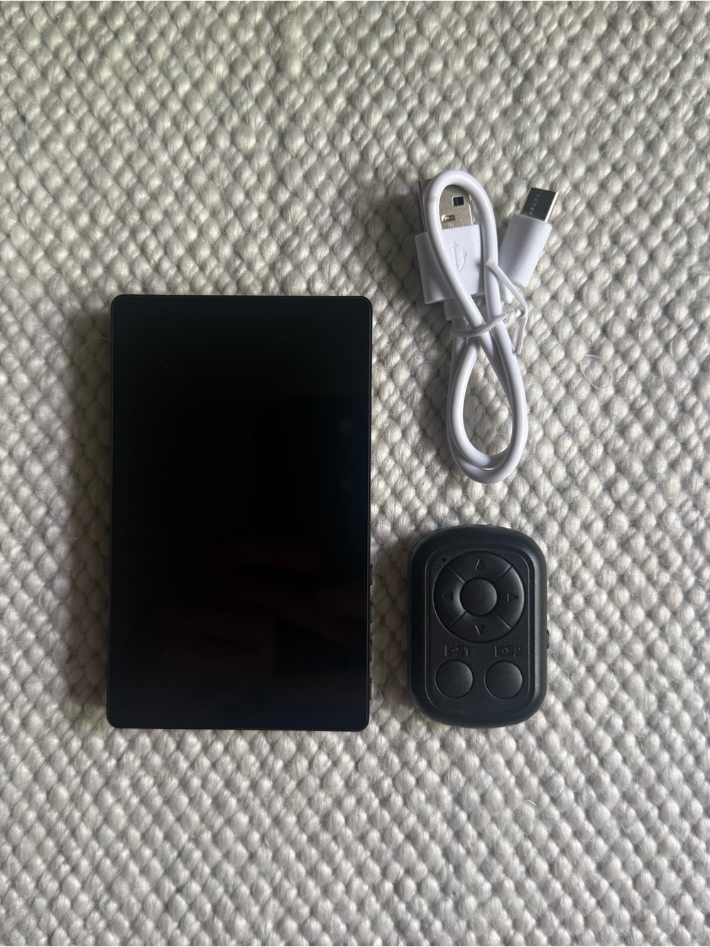 MagSafe Portable Black LED Monitor Selfie Screen with Remote and USB Cable